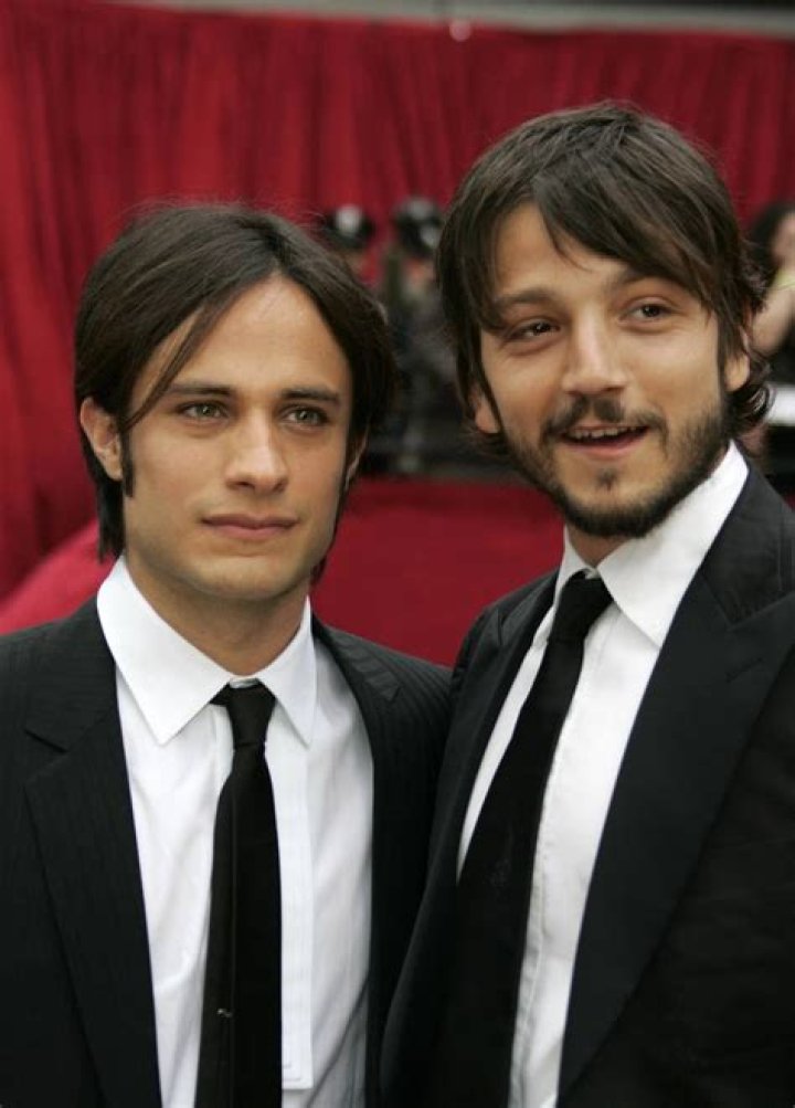 22 Reasons Why Diego Luna Should Be Your Crush