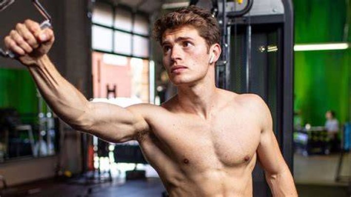 40 best Gregg Sulkin images on Pinterest Greggs, Hot men and Pretty