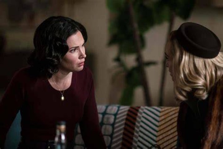 50 Hot Photos Of Laura Mennell Will Make Your Say Better 12thBlog