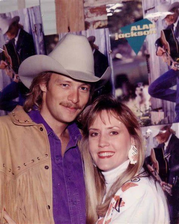 Alan Jackson & Wife Denise Celebrate 43 Years Together In A True