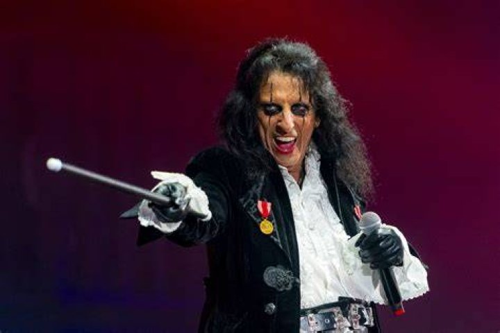 ALICE COOPER'S HOLLYWOOD WALK OF FAME CEREMONY. PICTURE UK PRESS Stock