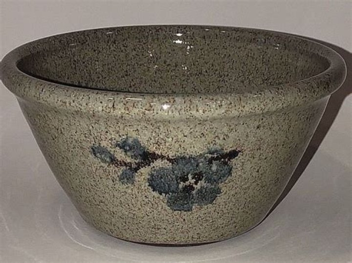 Almquist Old Time Pottery Winthrop, WA Hand Thrown Bowl Spring Blossom