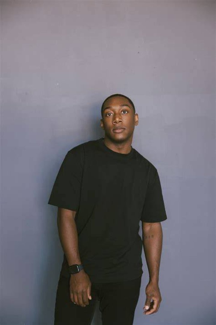Amir Odom &mdash; Bio Site