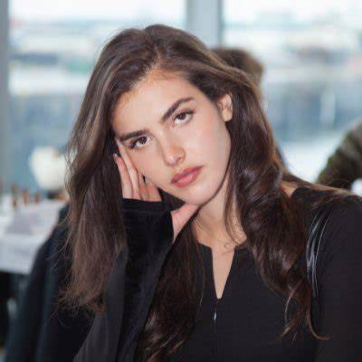 Andrea Botez Age, Wiki, Siblings, Height, Profession, School