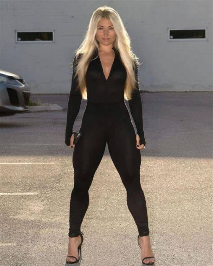 Anne Bowlby (Carriejune) Sexy TheFappening