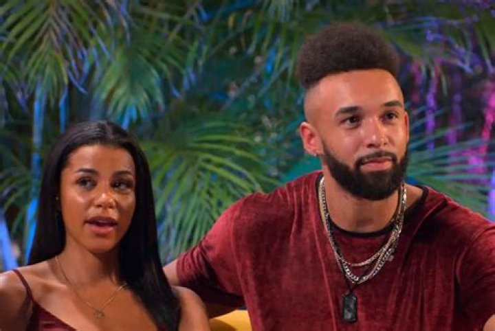 Are Bartise And Izzy Still Together After Perfect Match