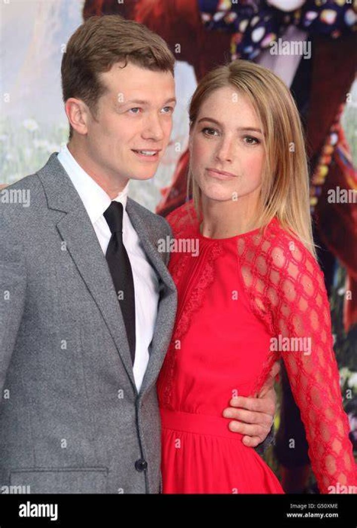Asia Macey Ed Speleers's Wife Bio, New Net Worth 2021 Fashion