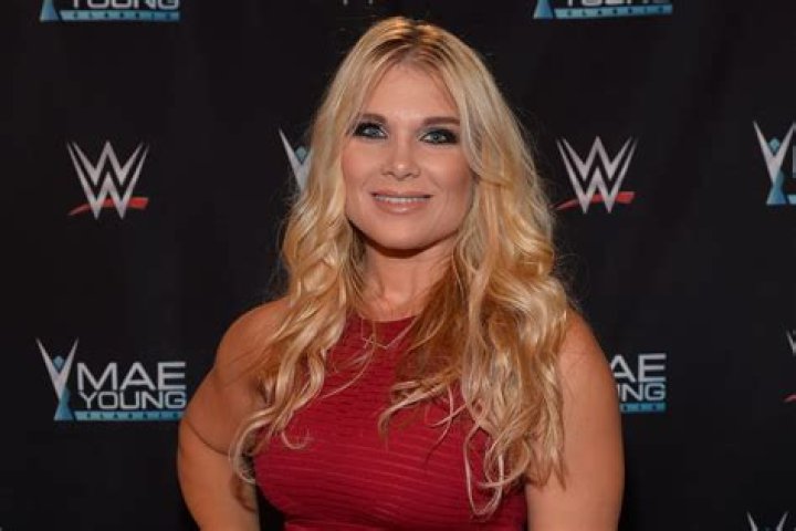 Beth Phoenix Enters Women's Royal Rumble in WWE Return, Eliminated by
