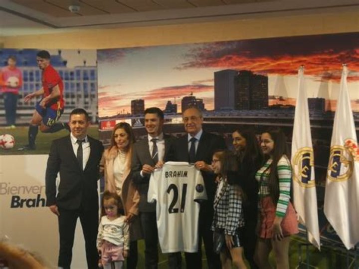 Brahim D&iacute;az origen padres qui&eacute;n es su madre y por qu&eacute; puede jugar con