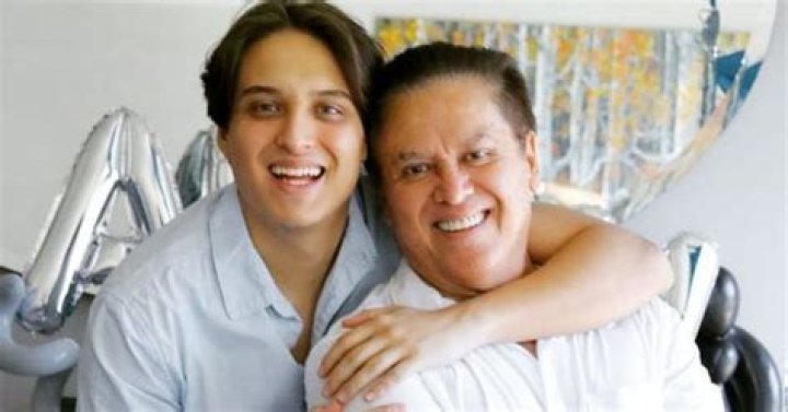 Brenda Bezares reitera que Alan es hijo de Mario Bezares y no de Paco