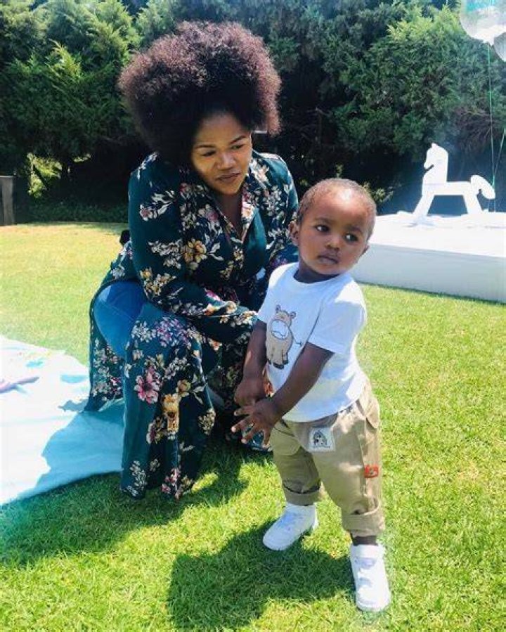 Busiswa biography age, child, baby daddy, songs and albums Briefly.co.za
