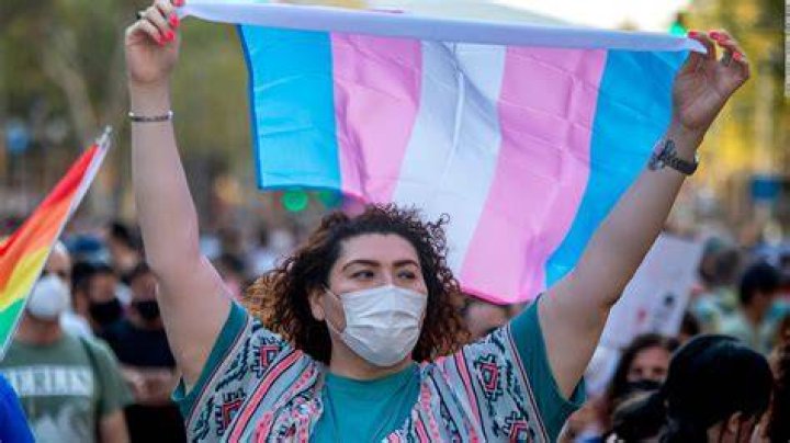 Cantante y transexual a los 16 a&ntilde;os 24CON