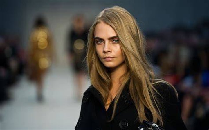 Cara Delevingne Net Worth, Salary, Age, Height, Bio, Family, Career