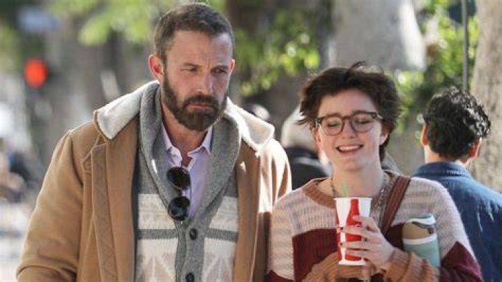 Casey Affleck looks relaxed as he goes out for lunch with his mother