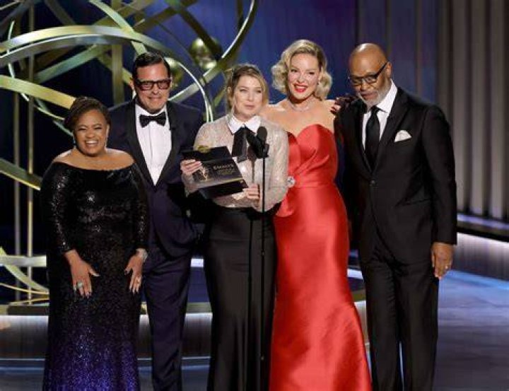Chandra Wilson Best Emmys Beauty Looks From 10 Years Ago POPSUGAR