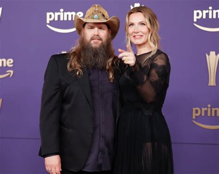 Chris Stapleton weight, height and age. We know it all!