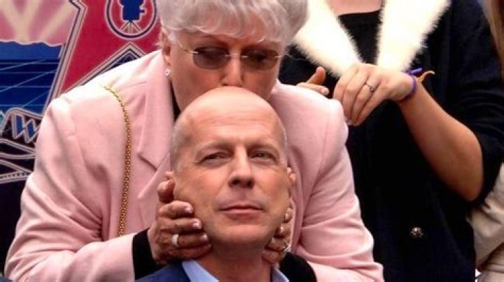 Demenzerkrankung Bruce Willis’ Mutter hat Angst, dass er sie nicht