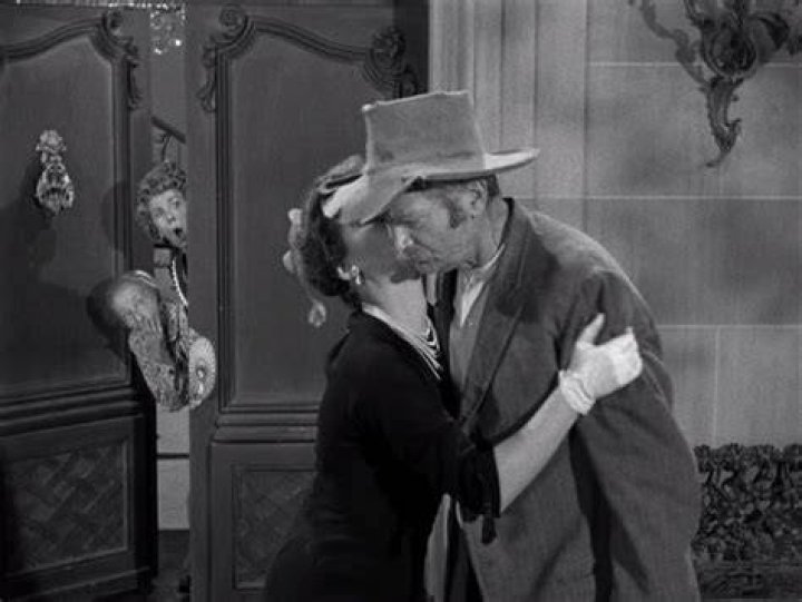 Duke Steals a Wife (1963)