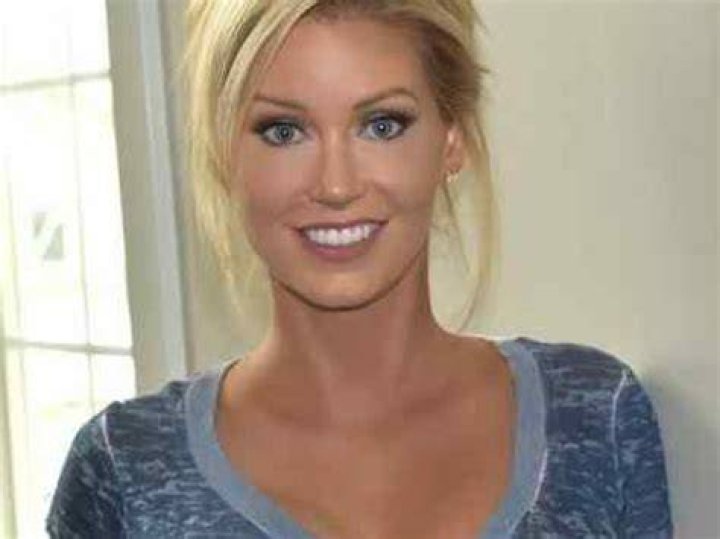 Elle Johnson Body Measurement, Bra Sizes, Height, Weight Celeb Now 2021