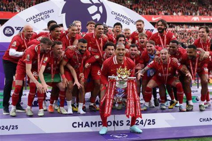 EPL He's unbelievable, everyone loves him Luke Shaw hails Man Utd