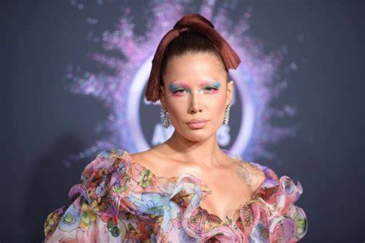 Fact Check Is Halsey black? All about her parents ethnicity as Paris