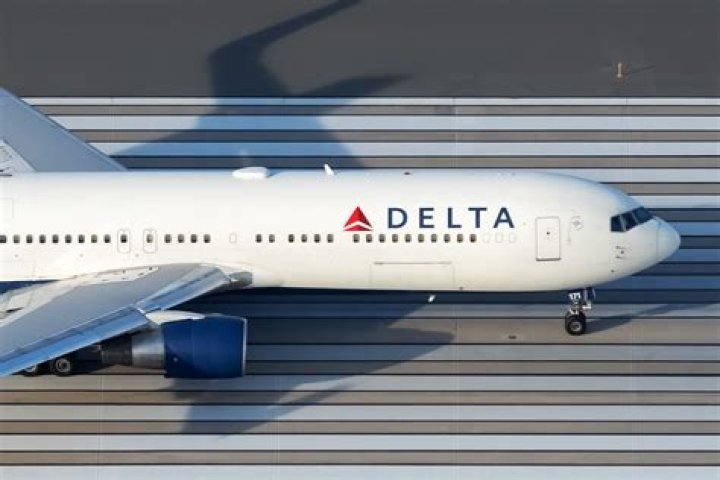 FileDelta Air Lines B767332ER N394DL.jpg Wikimedia Commons