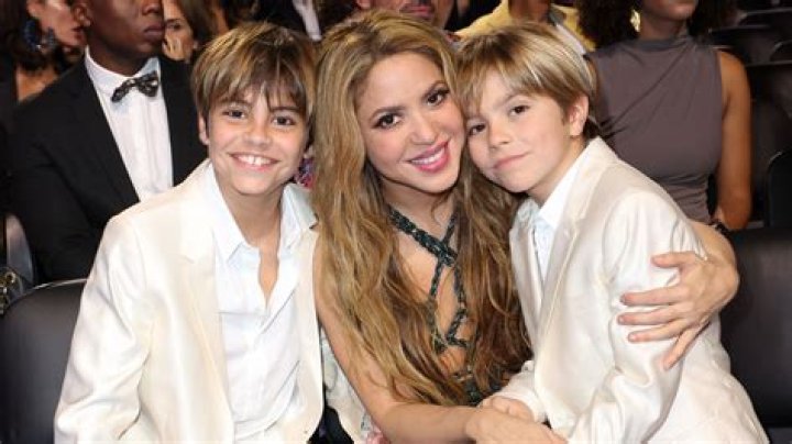 [FOTOS] Shakira y el paso de los a&ntilde;os joven a los 43