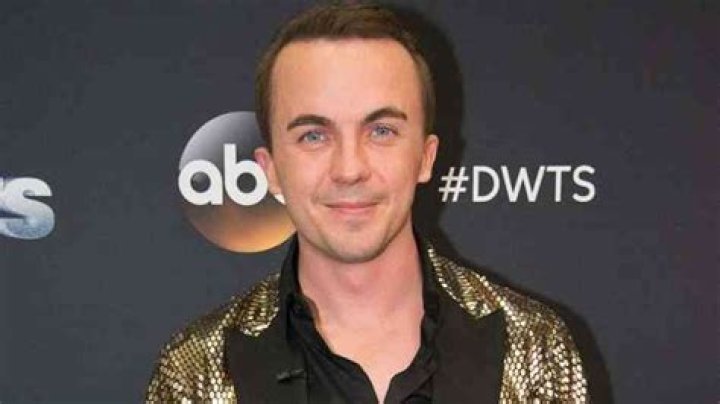 Frankie Muniz Age, Net Worth, Wife, Family, Height and Biography
