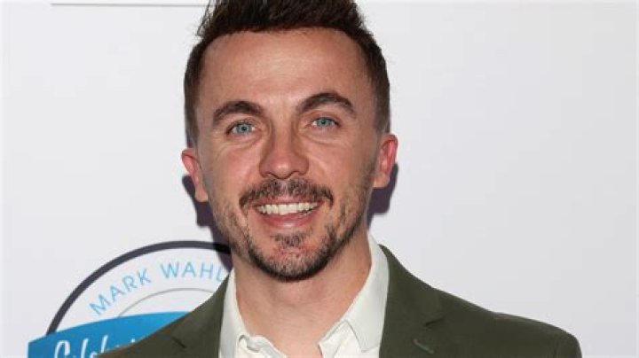 Frankie Muniz is '1000 obsessed' with son Mauz Mosley as he shares