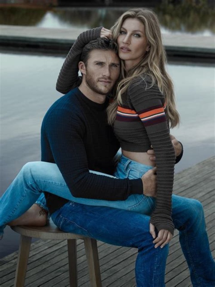 Gisele B&uuml;ndchen e Scott Eastwood no inverno 2016 da Colcci Vogue gente