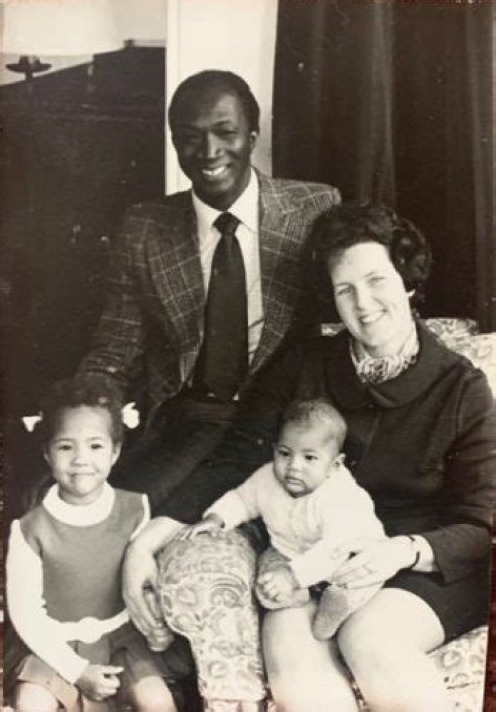 Golda Rosheuvel mother