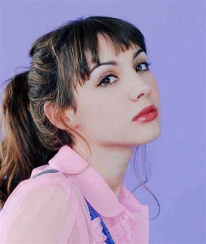 Hannah Marks Movies, Bio and Lists on MUBI
