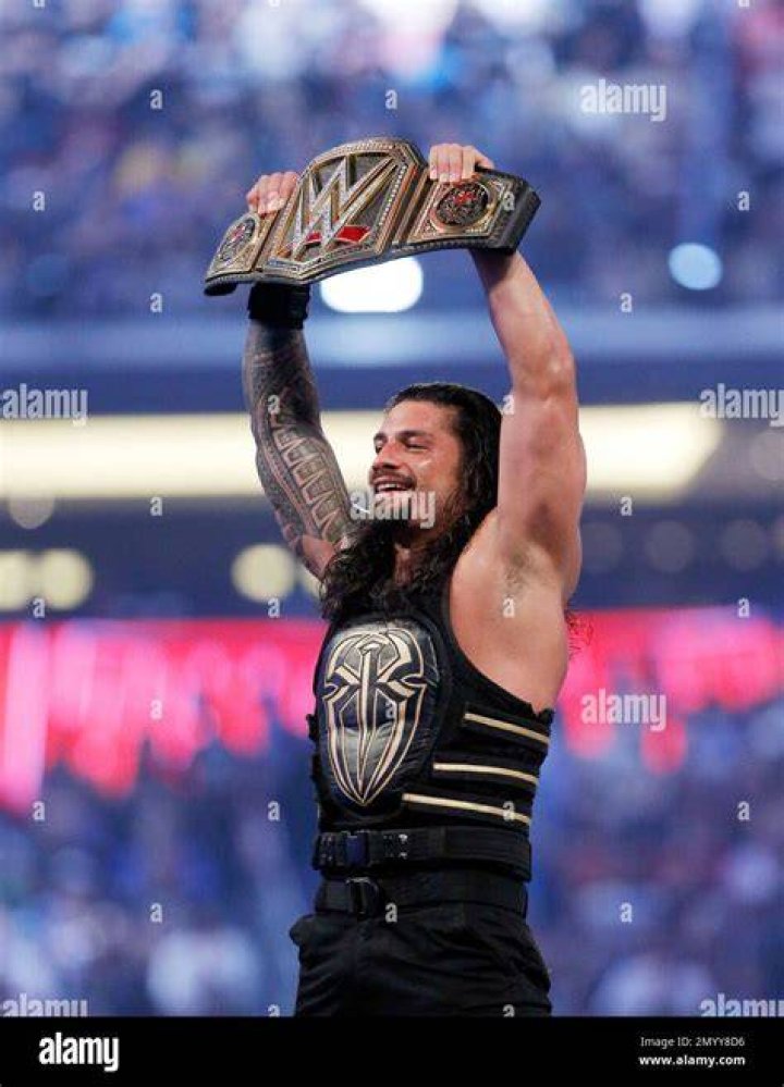 Heavy Weight Champion Roman Reigns' family parents, siblings, wife