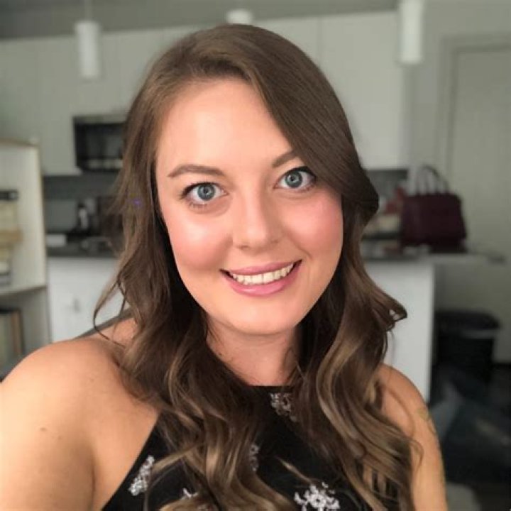 Holly Boisvert LinkedIn