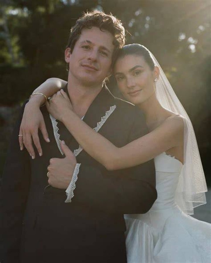 Is Charlie McDermott married to Sara Rejaie? Age, Height, Wiki