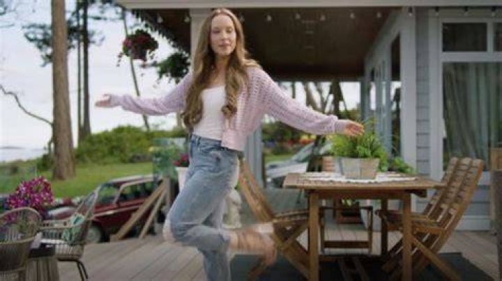 Is Laci J Mailey (Jess O'Brien) Pregnant on Chesapeake Shores? Season