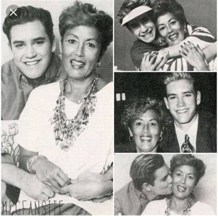 Is MarkPaul Gosselaar Mixed Race? Who Are His Parents? &mdash; Details