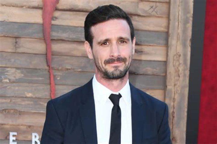 james ransone Tumblr It the clown movie, It movie cast, Bill hader