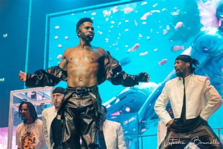 Jason Derulo &agrave; &eacute;couter ou acheter sur Amazon Music d&egrave;s maintenant