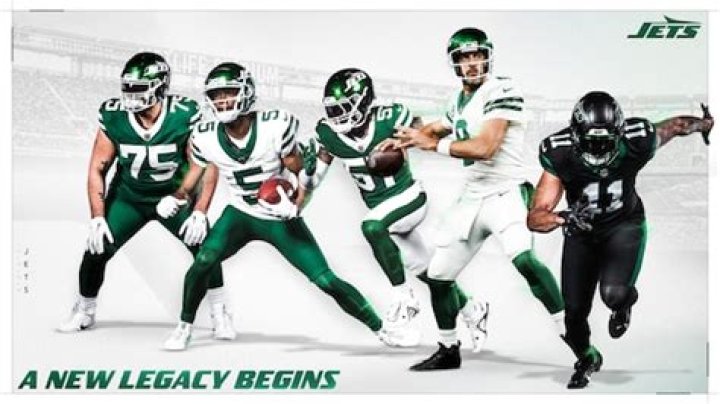 Jets' Bart Scott is doing all his talking on the field, even heading