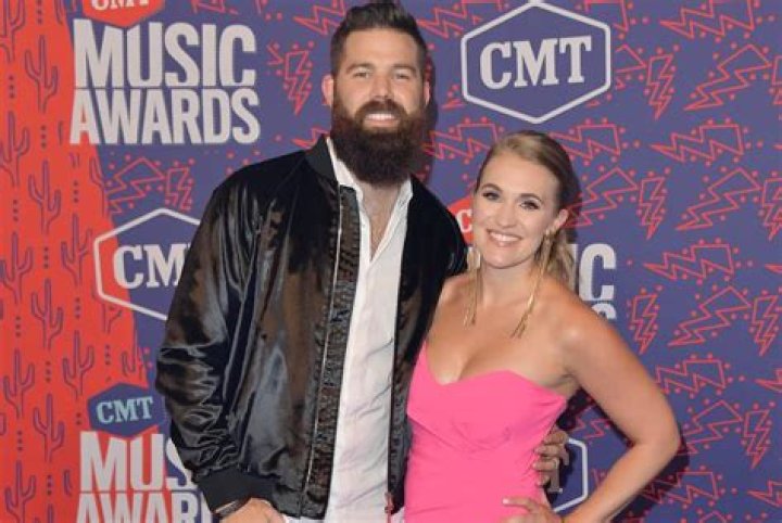 Jordan Davis & Wife Kristen O'Connor Expecting Baby No. 2 iHeart