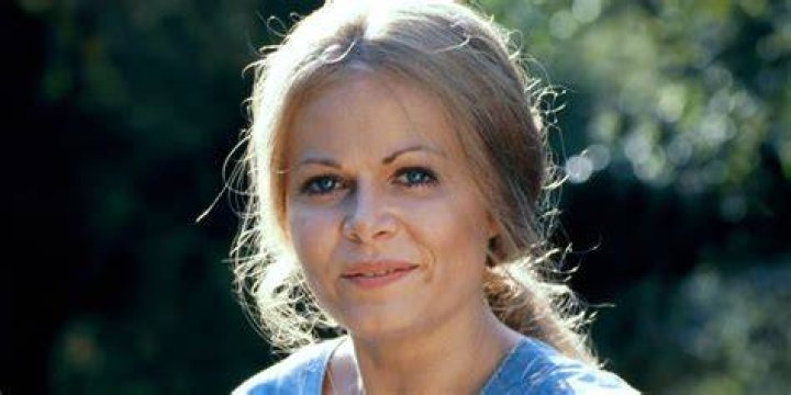 Julianna Farrait Biography Facts, Childhood, Family Life & Achievements