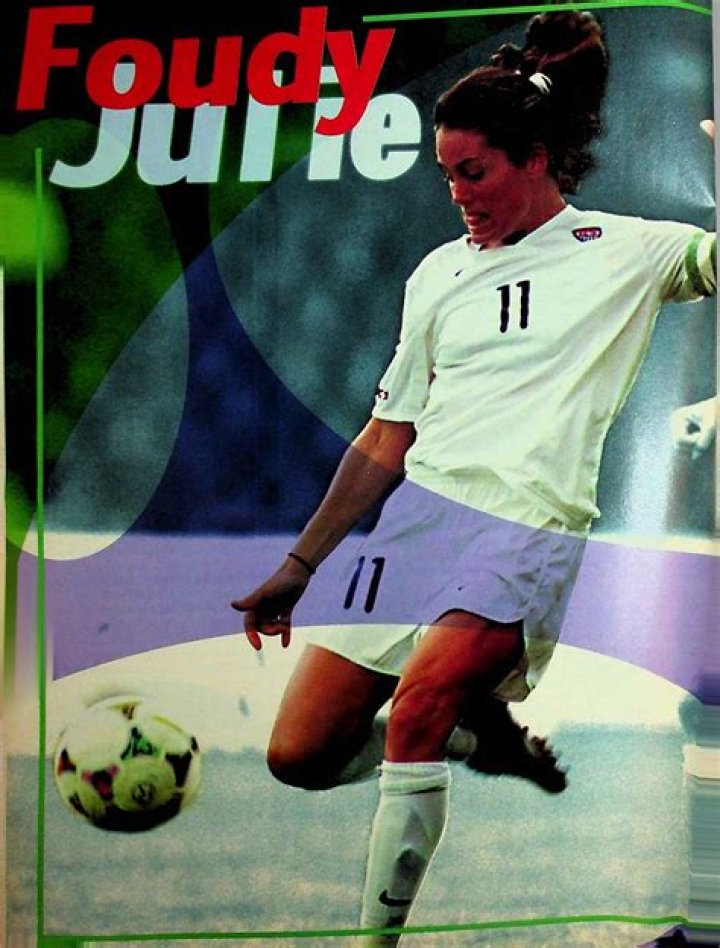 Julie Foudy Biografie, Alter, H&ouml;he, Mann, Reinverm&ouml;gen Wohlhabender