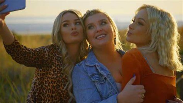 Juliette Porter Social Media Photos 07/27/2020 &bull; CelebMafia