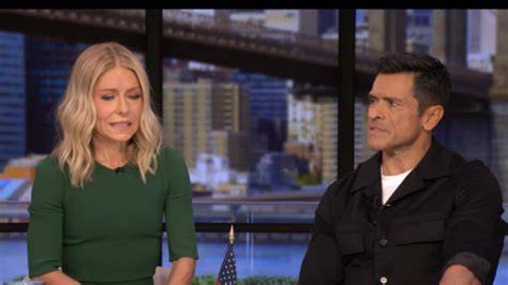 Kelly Ripa and Mark Consuelos Celebrate 22nd Wedding Anniversary With