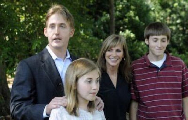 Latruth Net Worth 2022, Age, Real Name, Wife, Cancer
