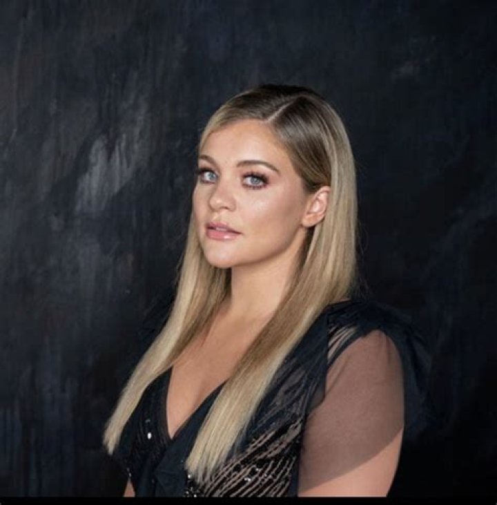Lauren Alaina Lauren alaina, Blonde color, White hair color