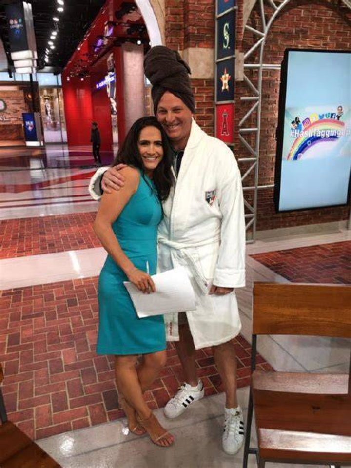 Lauren Shehadi Salary, Net worth, Bio, Ethnicity, Age Networth and Salary