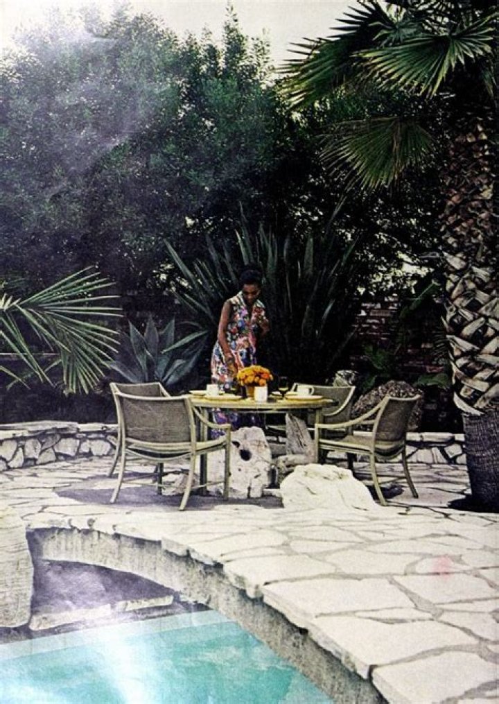Leslie Uggams house Where does Leslie Uggams live? Celebrity FAQs