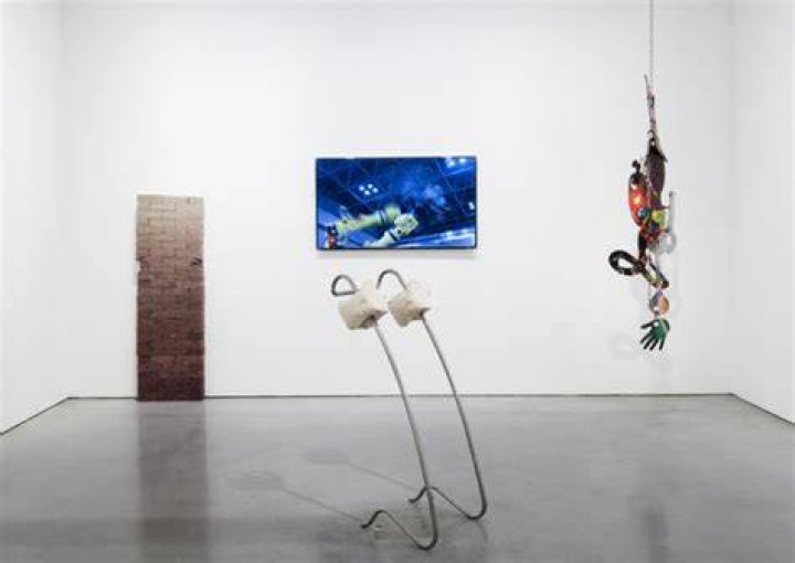 Lisha Bai Lisha Bai studio art (sculpture, painting, installation) in